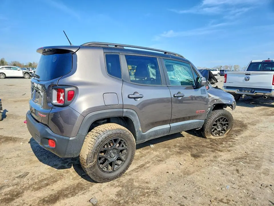 2017 JEEP RENEGADE TRAILHAWK  