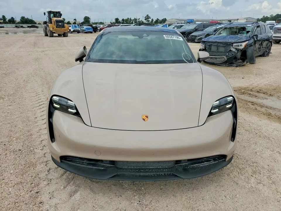 2024 PORSCHE TAYCAN   