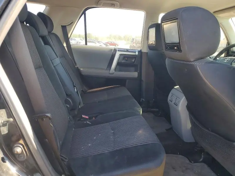 2011 TOYOTA 4RUNNER SR5  