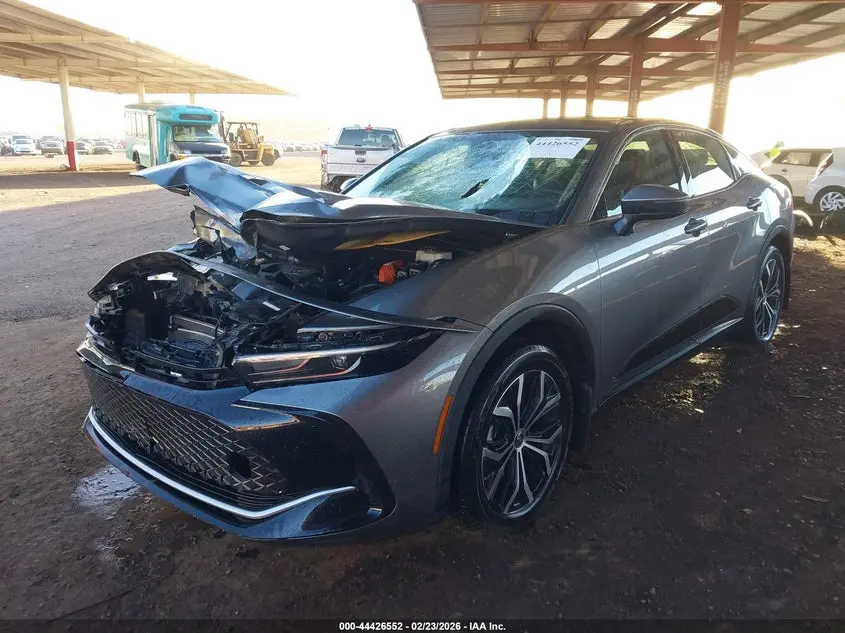 2024 TOYOTA CROWN XLE