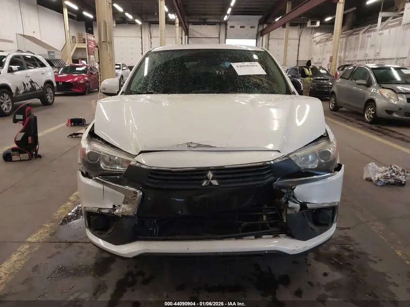 2017 MITSUBISHI OUTLANDER SPORT 2.0 LE