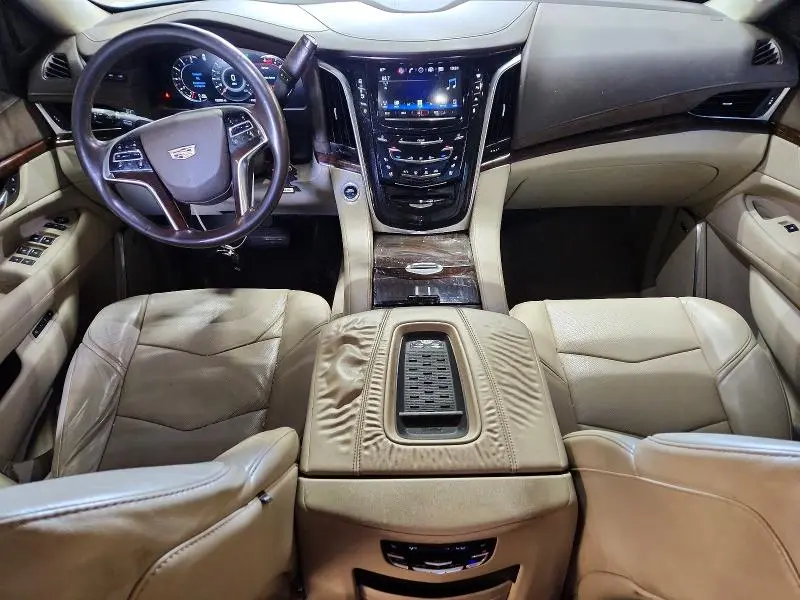 2016 CADILLAC ESCALADE LUXURY  