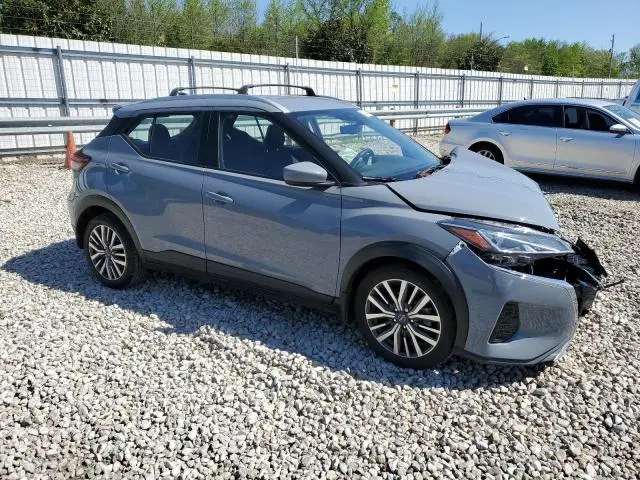 2022 NISSAN KICKS SV  