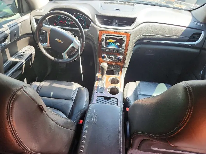 2014 CHEVROLET TRAVERSE LT  