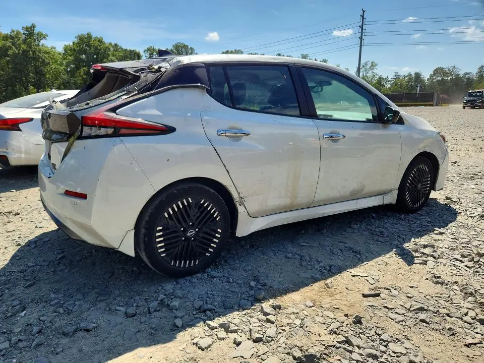 2024 NISSAN LEAF SV PLUS  