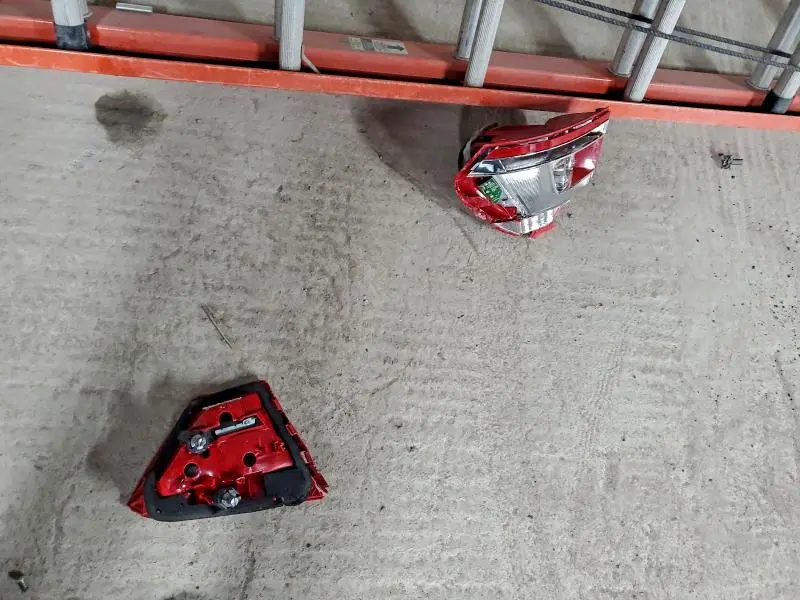 2013 VOLKSWAGEN PASSAT S  