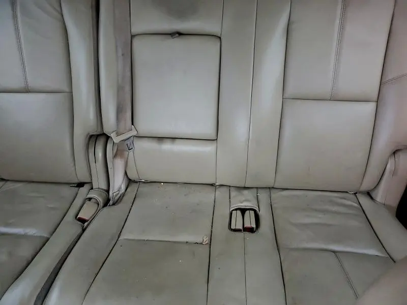 2010 GMC YUKON XL K1500 SLT  