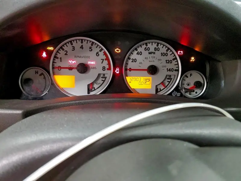 2015 NISSAN FRONTIER S  