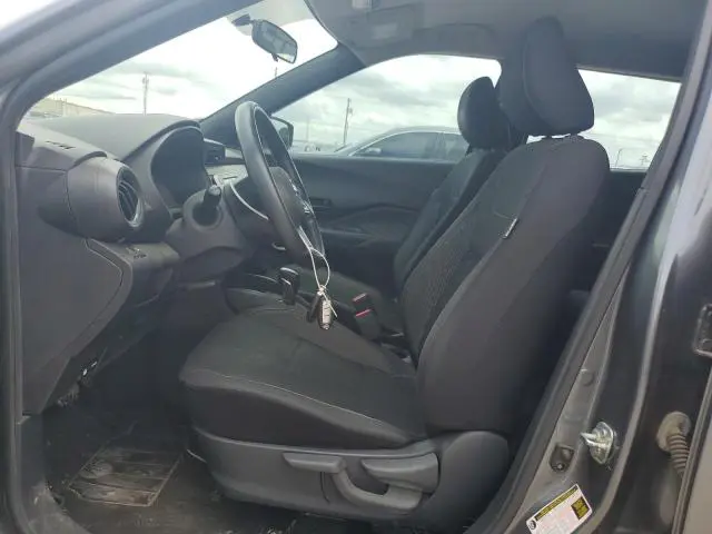 2019 NISSAN KICKS S  