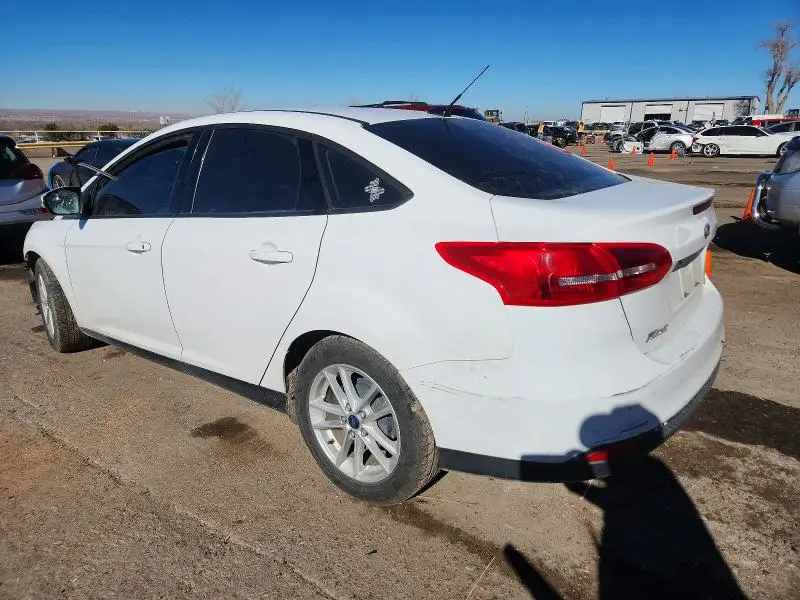 2017 FORD FOCUS SE  