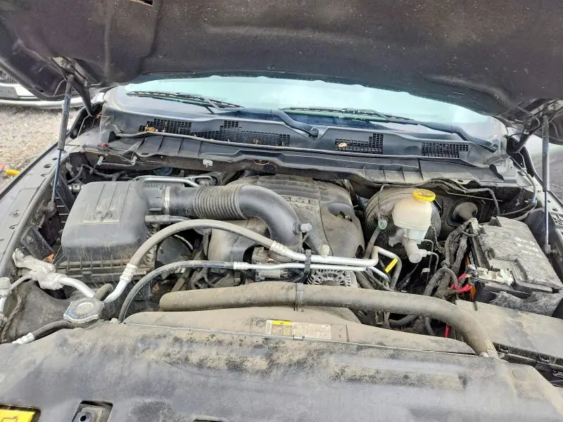 2018 RAM 1500 SLT  