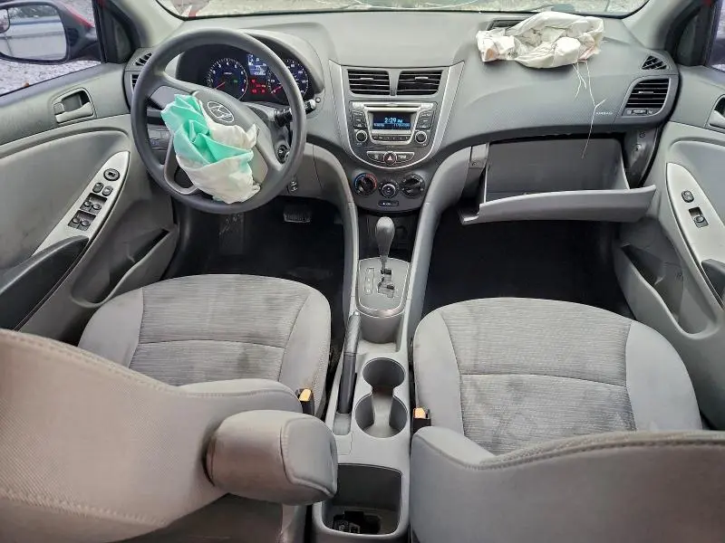 2015 HYUNDAI ACCENT GLS  