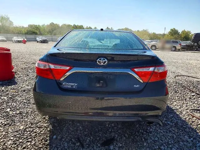 2016 TOYOTA CAMRY SE  