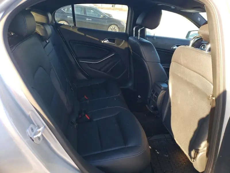 2017 MERCEDES-BENZ GLA 250 4MATIC  