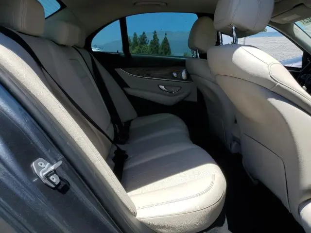 2017 MERCEDES-BENZ E 300