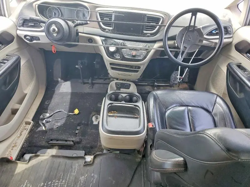 2017 CHRYSLER PACIFICA TOURING L  