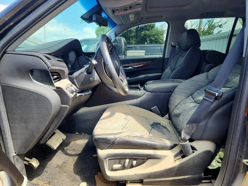 2017 CADILLAC ESCALADE LUXURY  