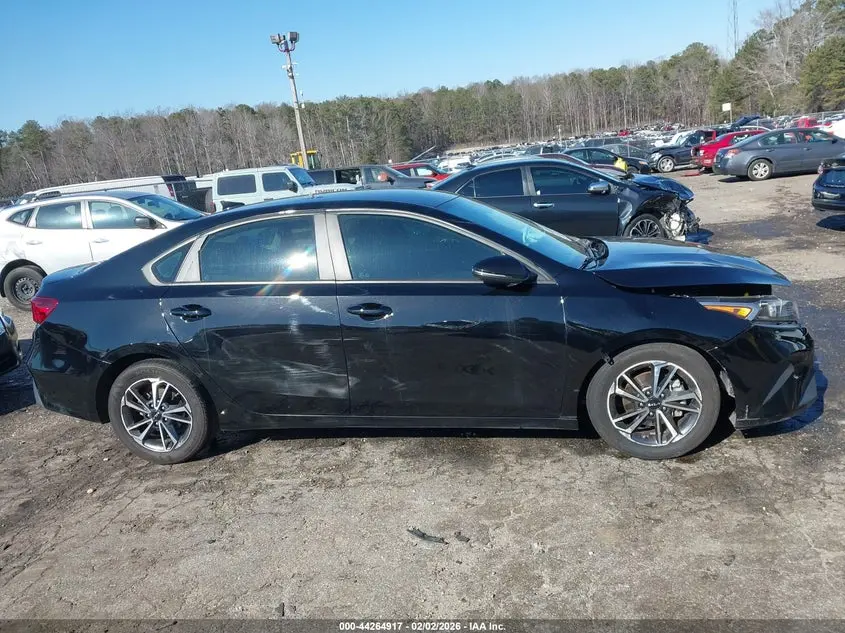 2022 KIA FORTE LXS
