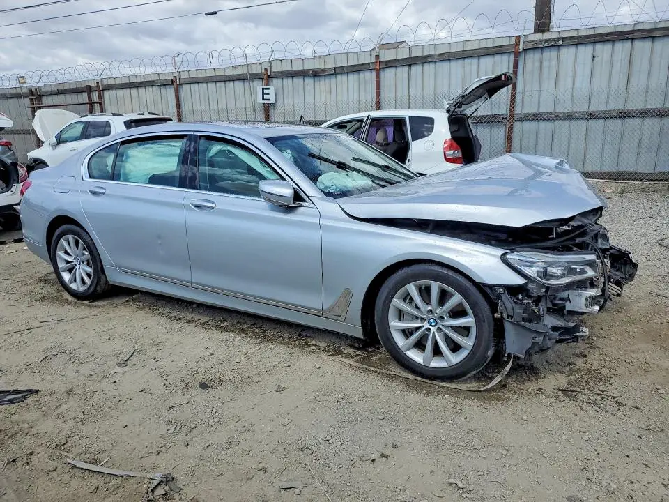 2018 BMW 750 I  