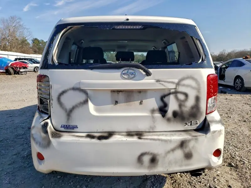 2011 TOYOTA SCION XB  