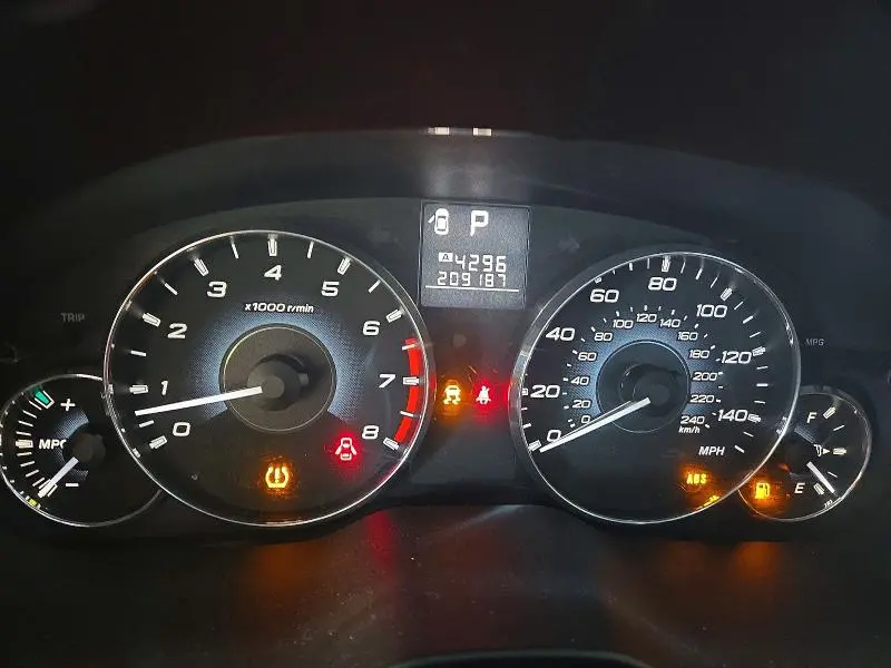 2011 SUBARU OUTBACK 2.5I LIMITED  