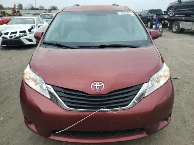 2012 TOYOTA SIENNA LE  
