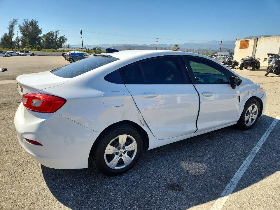 2018 CHEVROLET CRUZE LS  