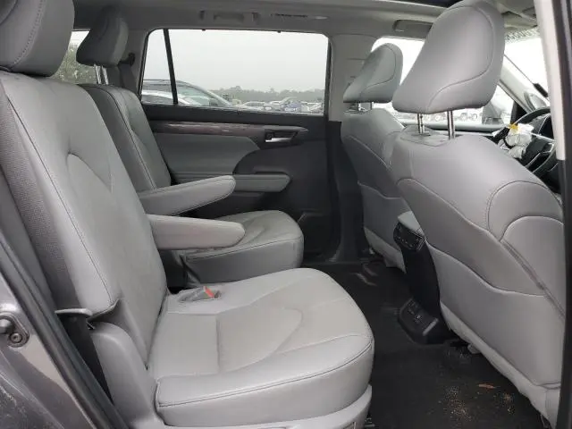2023 TOYOTA HIGHLANDER L  