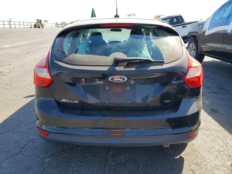 2014 FORD FOCUS SE  