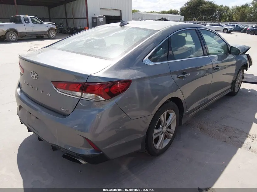 2018 HYUNDAI SONATA SPORT