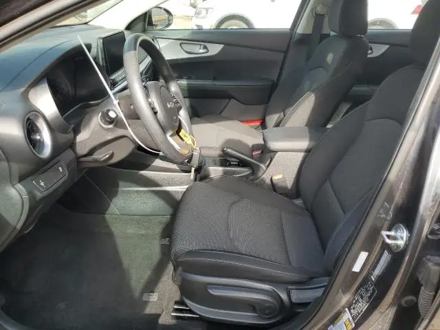 2024 KIA FORTE LX  