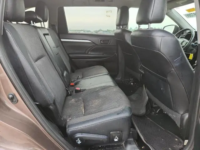 2019 TOYOTA HIGHLANDER LE PLUS  