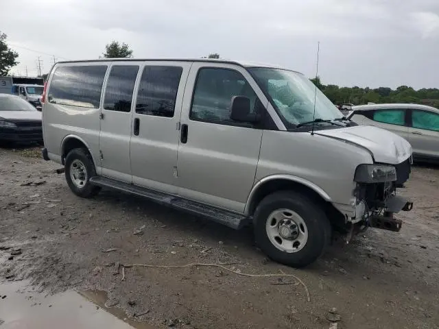 2010 CHEVROLET EXPRESS G2500 LT  