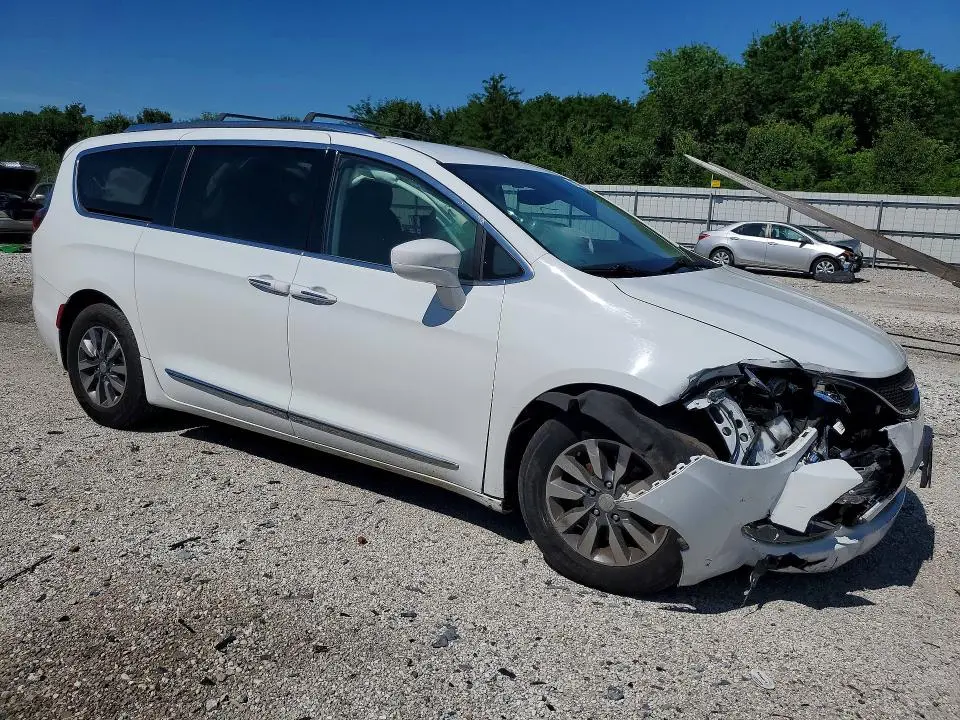 2020 CHRYSLER PACIFICA TOURING L PLUS  