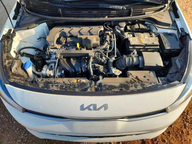 2022 KIA RIO LX  