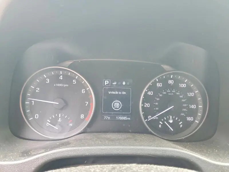 2017 HYUNDAI ELANTRA LIMITED  