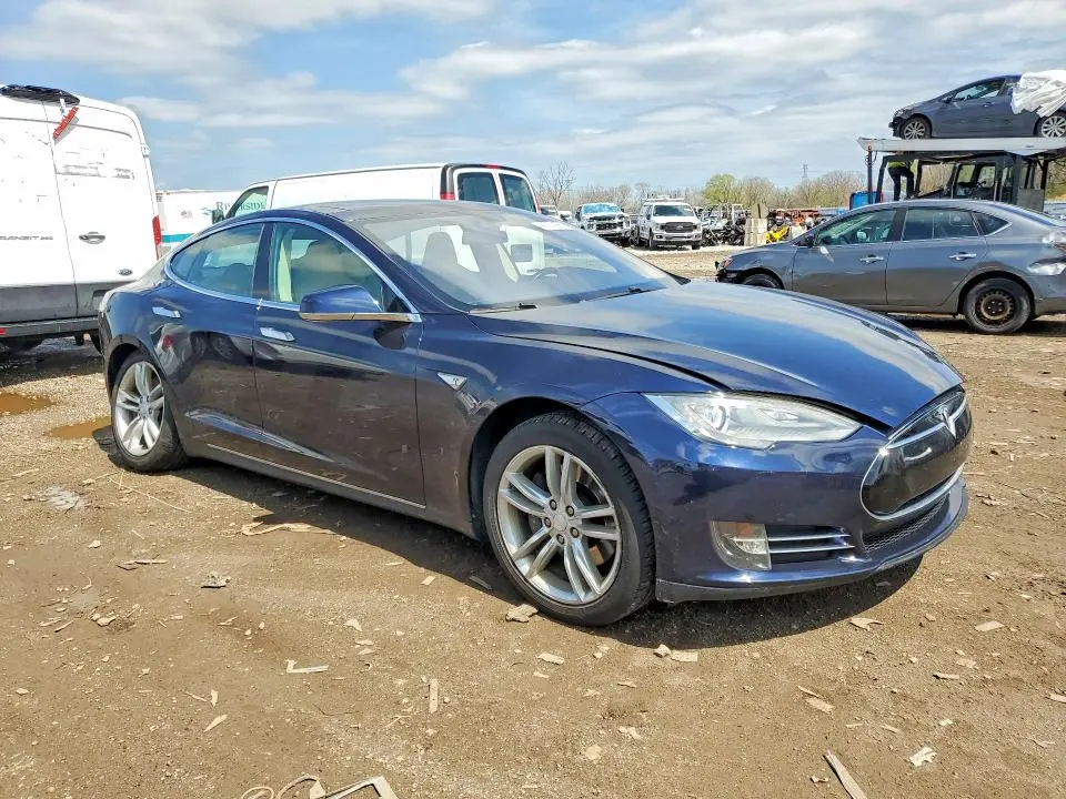 2013 TESLA MODEL S   