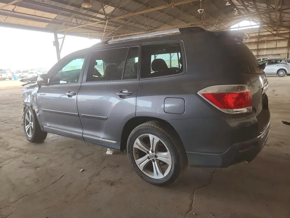 2011 TOYOTA HIGHLANDER LIMITED  
