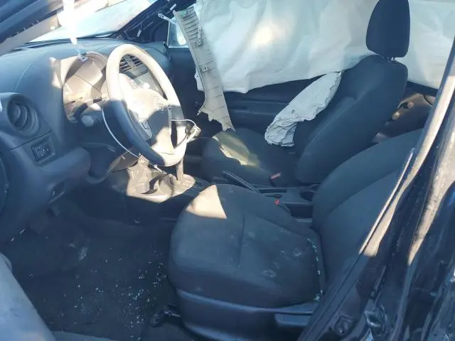 2019 NISSAN VERSA S  