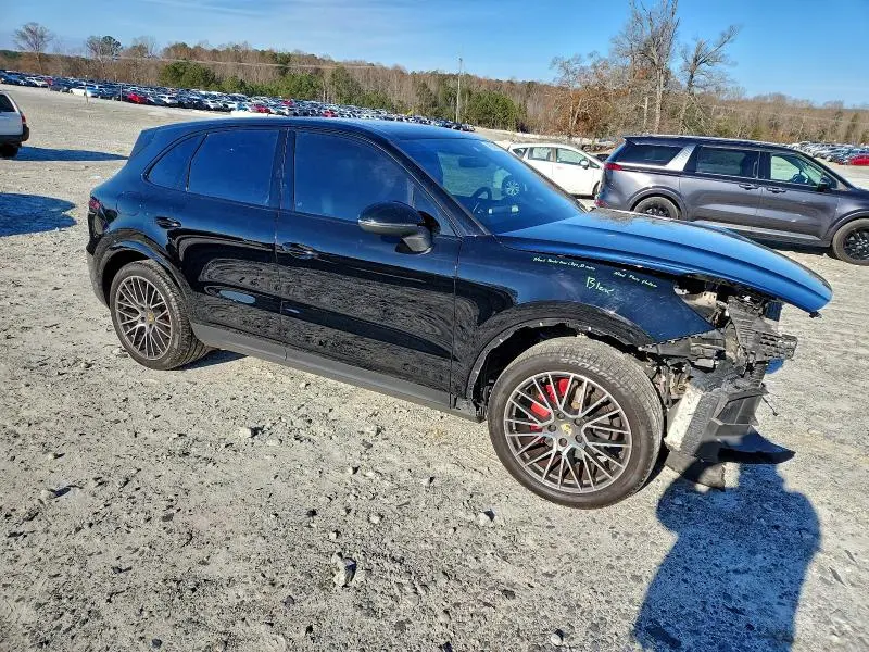 2020 PORSCHE CAYENNE   