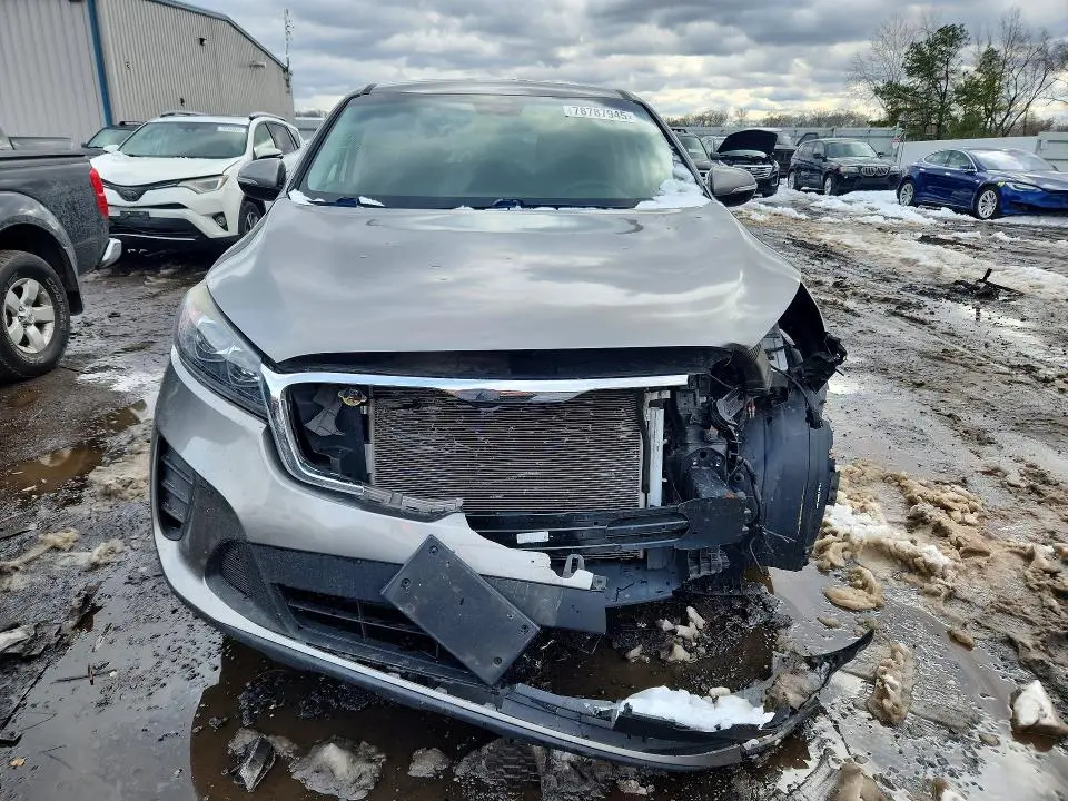 2019 KIA SORENTO LX V6  