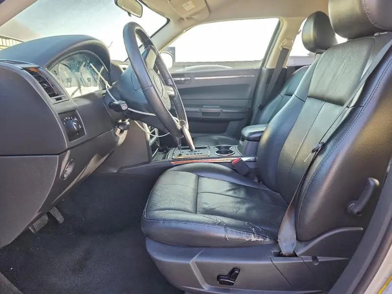 2010 CHRYSLER 300 TOURING  