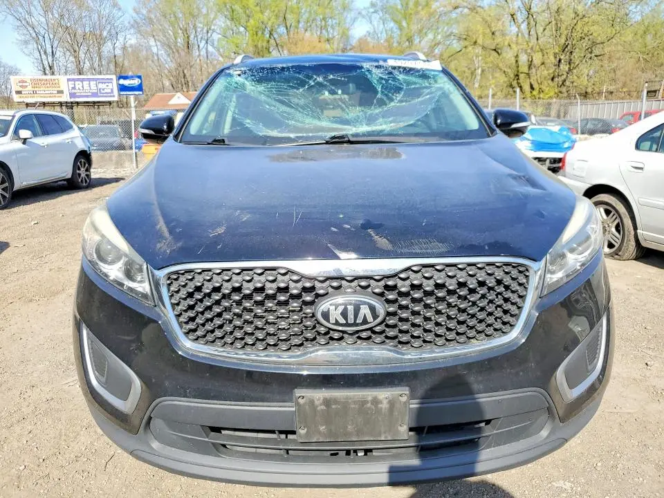 2016 KIA SORENTO LX V6  