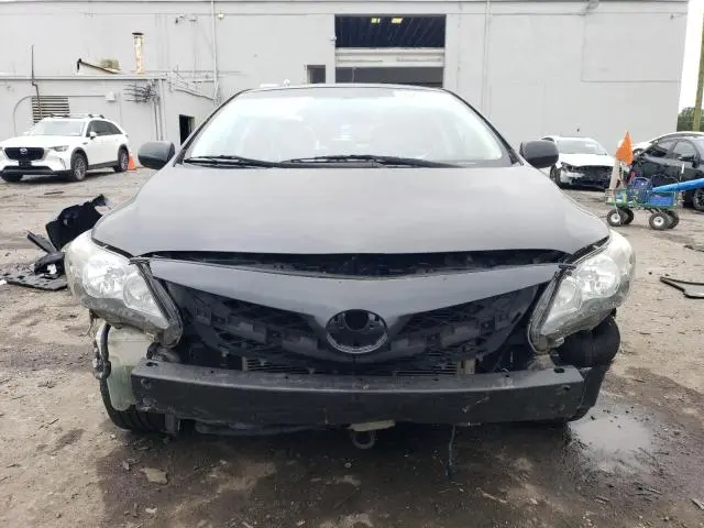 2013 TOYOTA COROLLA BASE  