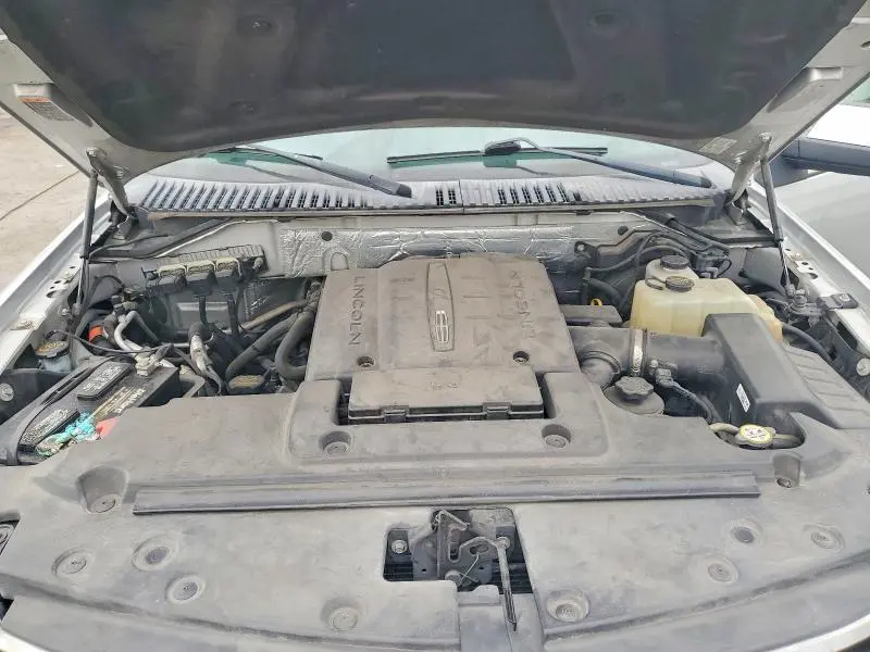 2014 LINCOLN NAVIGATOR   