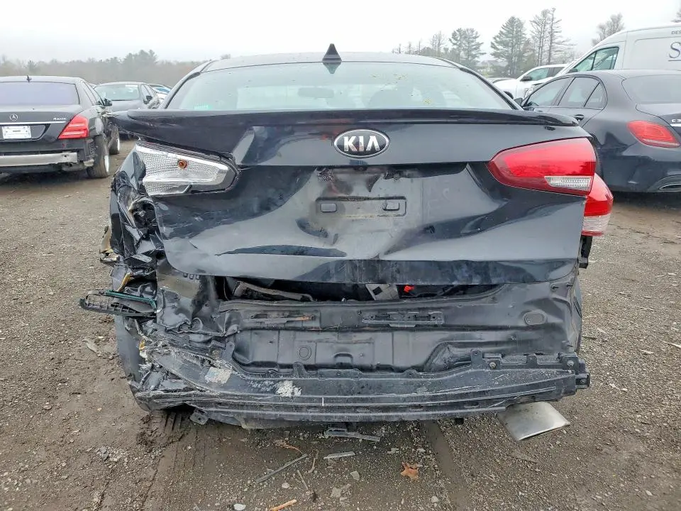 2018 KIA FORTE S  