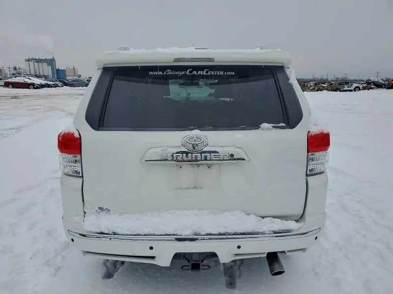 2010 TOYOTA 4RUNNER SR5  