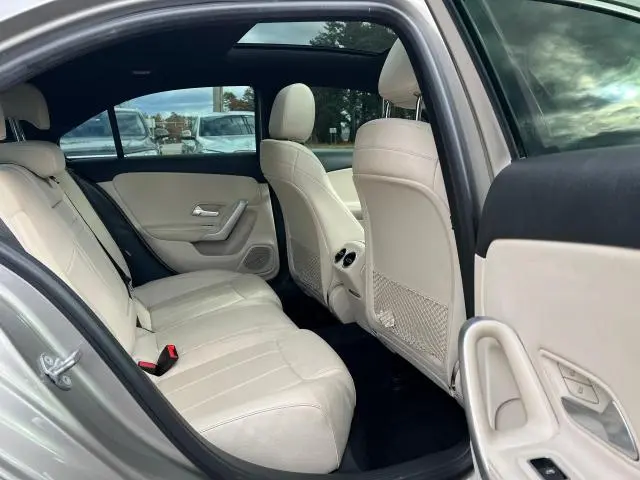 2019 MERCEDES-BENZ A 220 4MATIC  