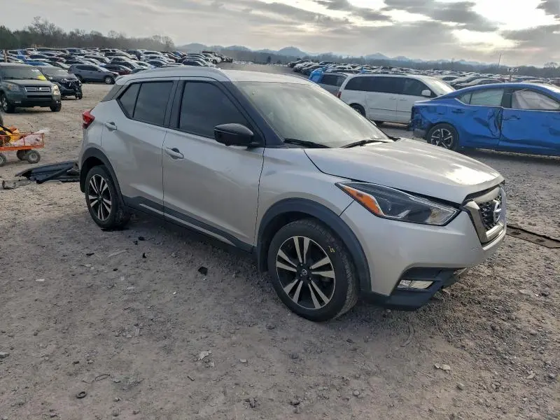 2018 NISSAN KICKS S  