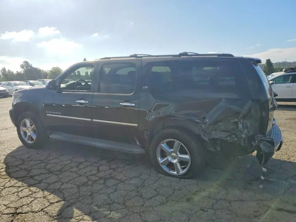 2013 CHEVROLET SUBURBAN K1500 LTZ  